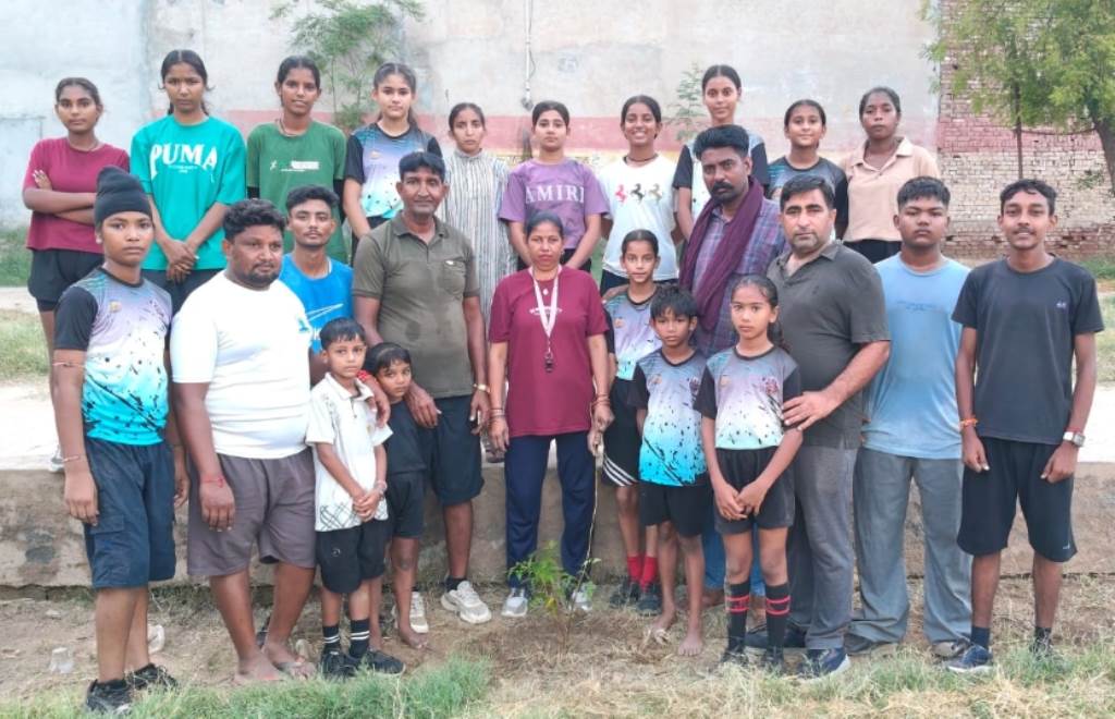 Players gave message of environmental protection by planting Triveni in Ratia school ground